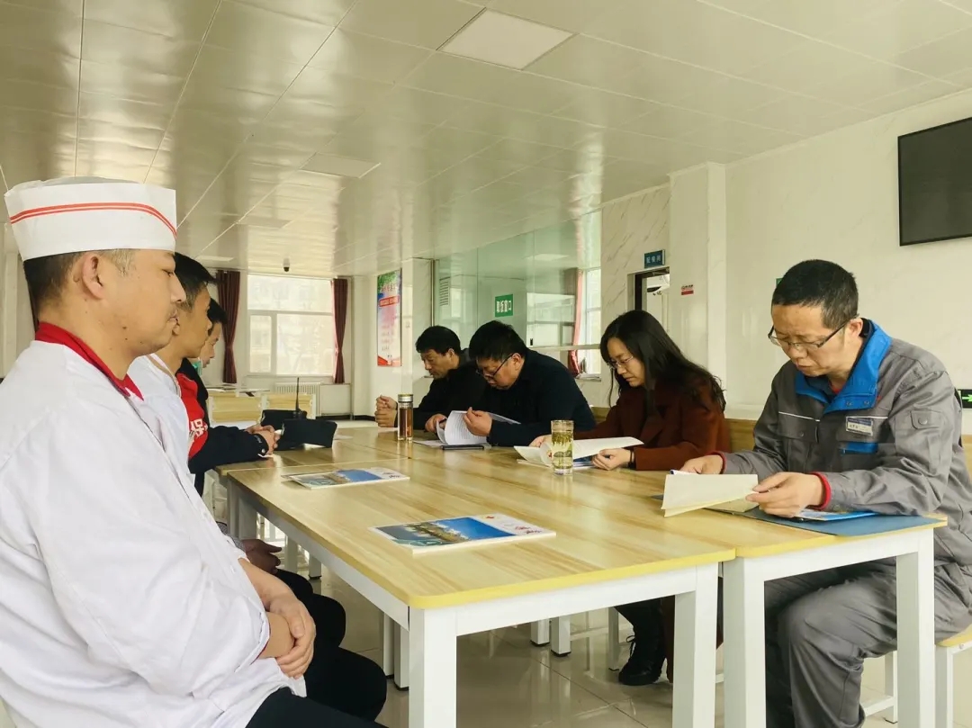 认真组织、宽严结合让基层组织生活制度落实落地 --- 青海省第三人民医院各党支部圆满完成2020年度组织生活会(图2)